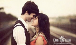 男人吻女人视频,捕捉浪漫瞬间的甜蜜瞬间